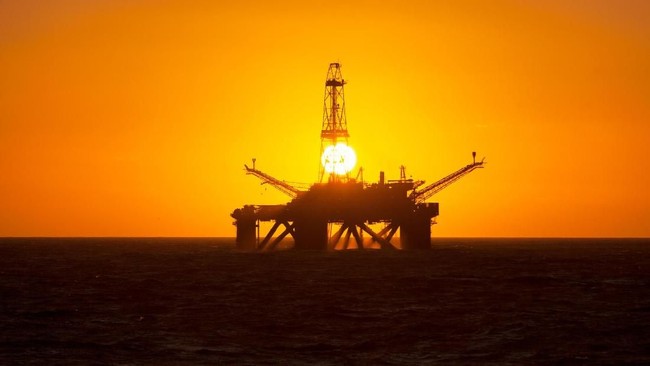 Keluar OPEC, UEA Tancap Gas Produksi Minyak