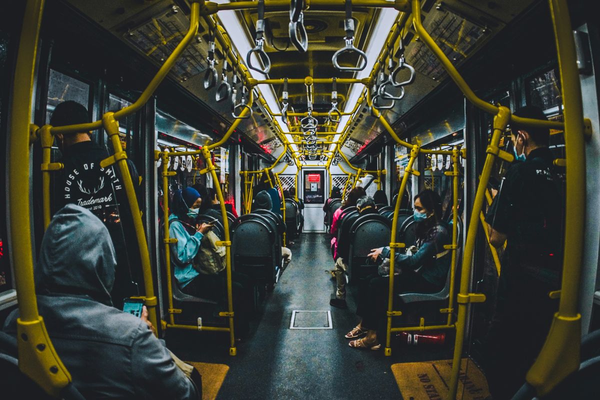 BPS Catat Lonjakan Penumpang MRT, LRT, dan Transjakarta