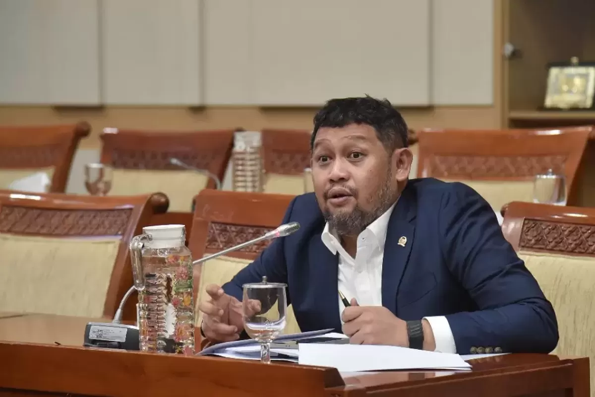 DPR Minta Polri Usut Aktor Intelektual Korupsi Batu Bara