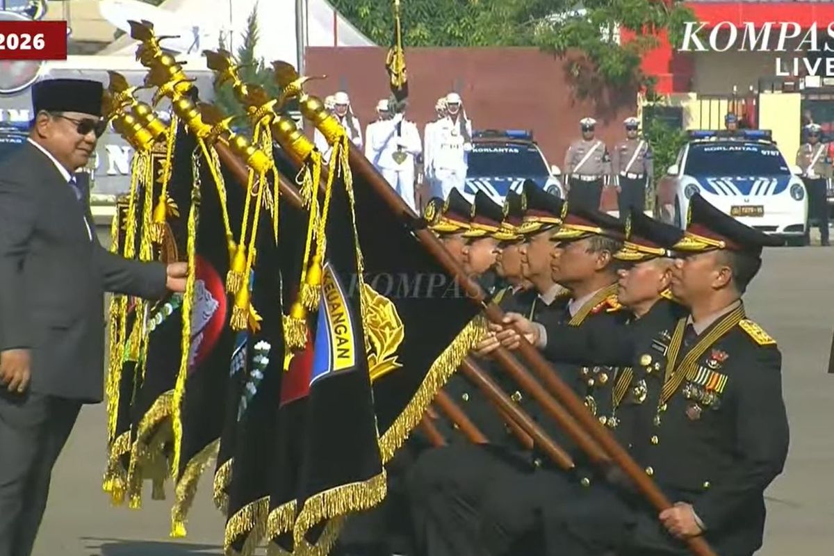 2 Satker Polri Terima Tanda Kehormatan dari Presiden