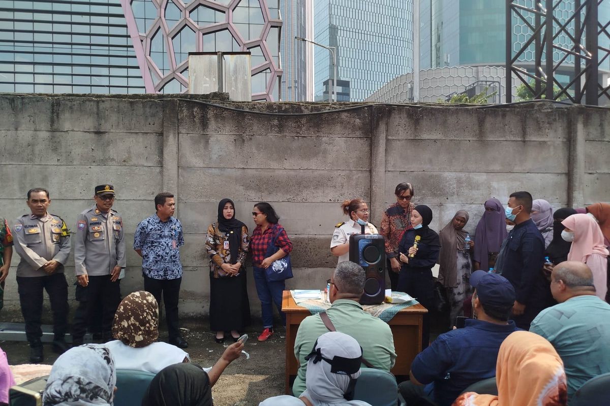 Pengungsi Somalia Diminta Tinggalkan Trotoar, Imigrasi Cari Solusi