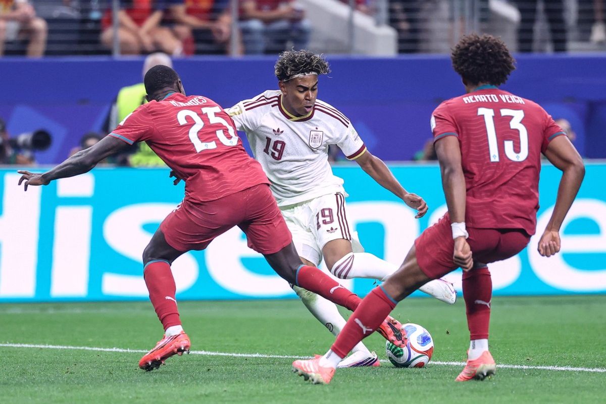 Gol Merino Akhiri Mimpi Portugal melaju ke final