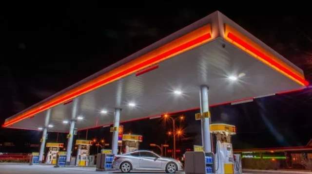 Konflik Iran Dongkrak Harga Bensin AS hingga mencapai 4 Dolar per Galon