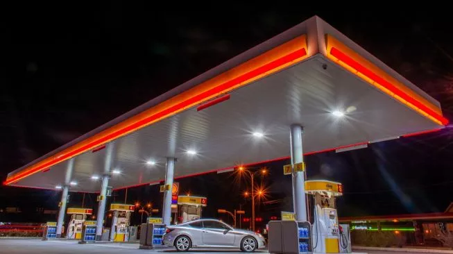 Konflik Iran Dongkrak Harga Bensin AS hingga mencapai 4 Dolar per Galon