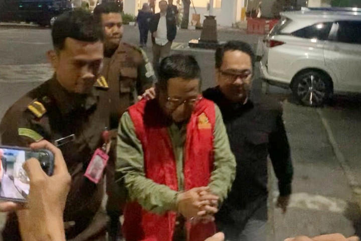 Eks Dirut KBS Resmi Tersangka Korupsi Pakan Hewan