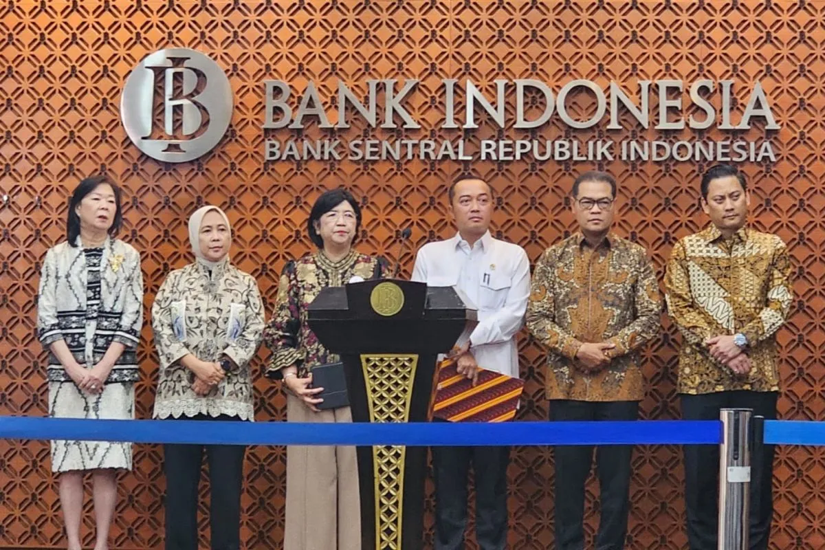 Prabowo Terima Mundurnya Perry, Destry Pimpin Sementara BI