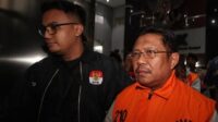 kpk-tahan-bupati-lombok-barat-sita-uang-tunai-hasil-ott-1784635361235_169 KPK Geledah Kantor dan Rumah Dinas Bupati Lobar, Sita Dokumen Proyek