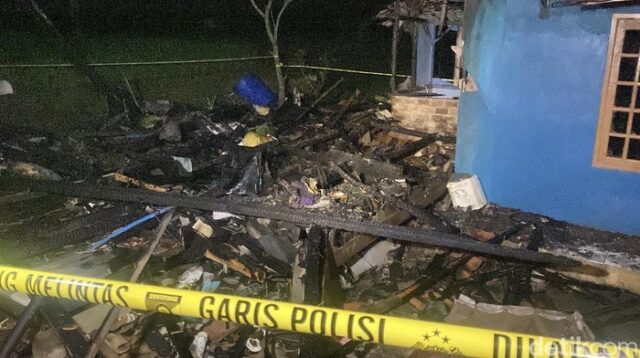Tiga Kakak Beradik Tewas dalam Kebakaran Rumah di Sukabumi