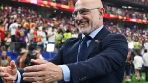 De la Fuente, Arsitek Kebangkitan Spanyol