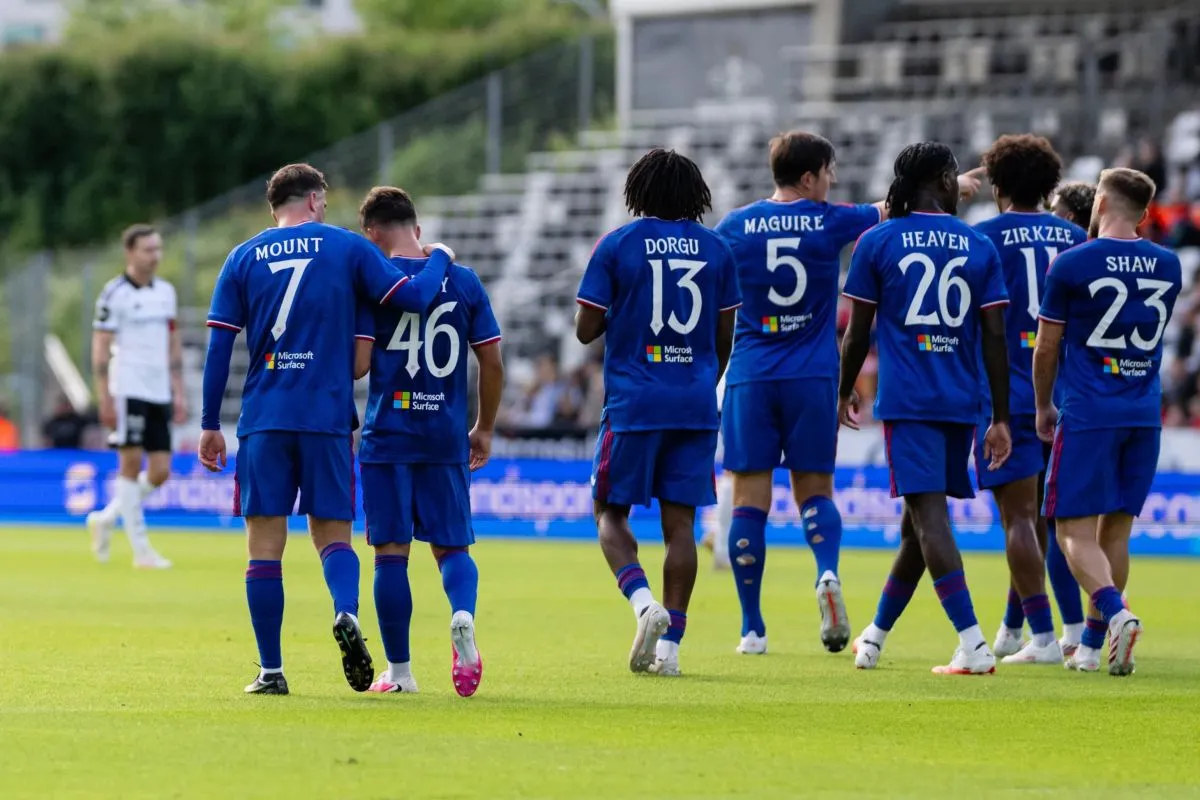 MU Pesta Gol ke Gawang Rosenborg, Menang Telak 5-0