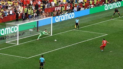 Swiss Lolos Usai Drama Penalti dengan Kolombia