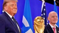 trump Trump Ikut Serahkan Trofi Final Piala Dunia 2026