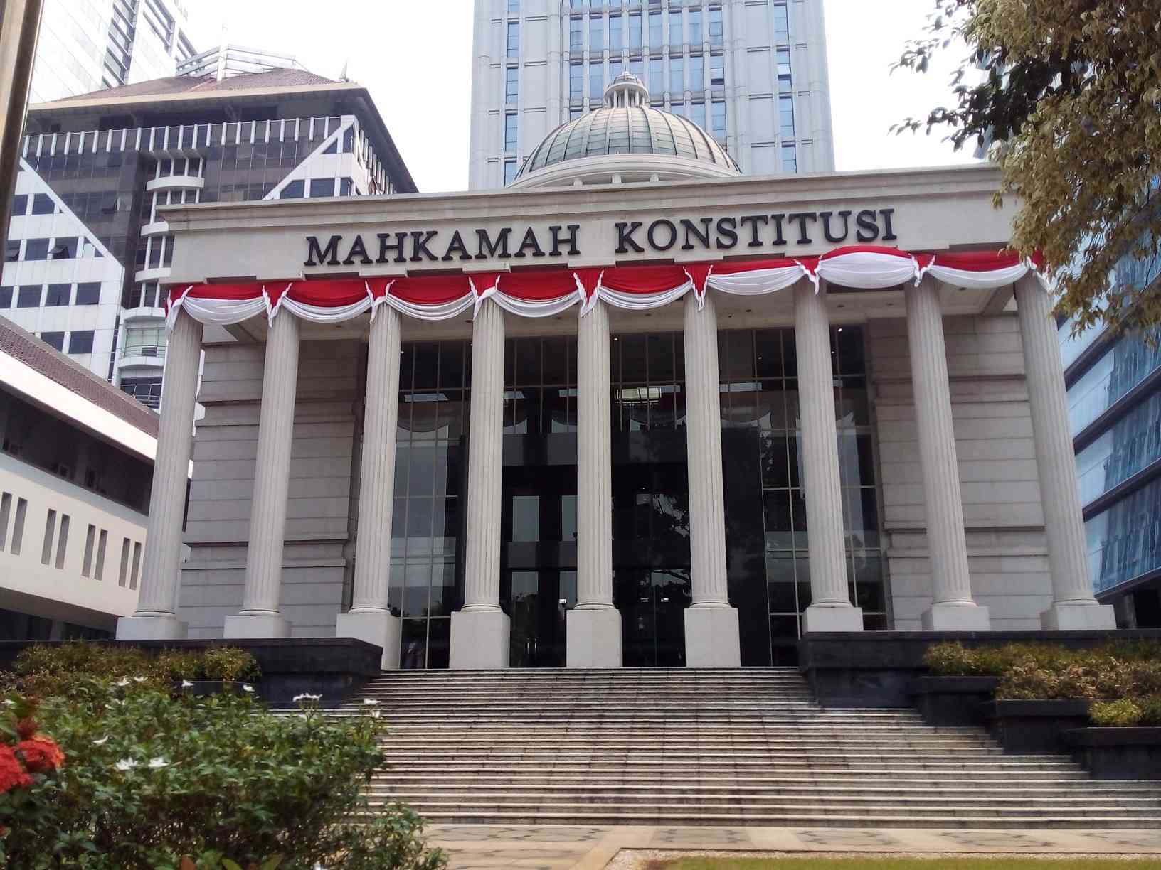 MK Tegaskan Aduan Penghinaan Presiden/Wapres Harus dari yang Bersangkutan