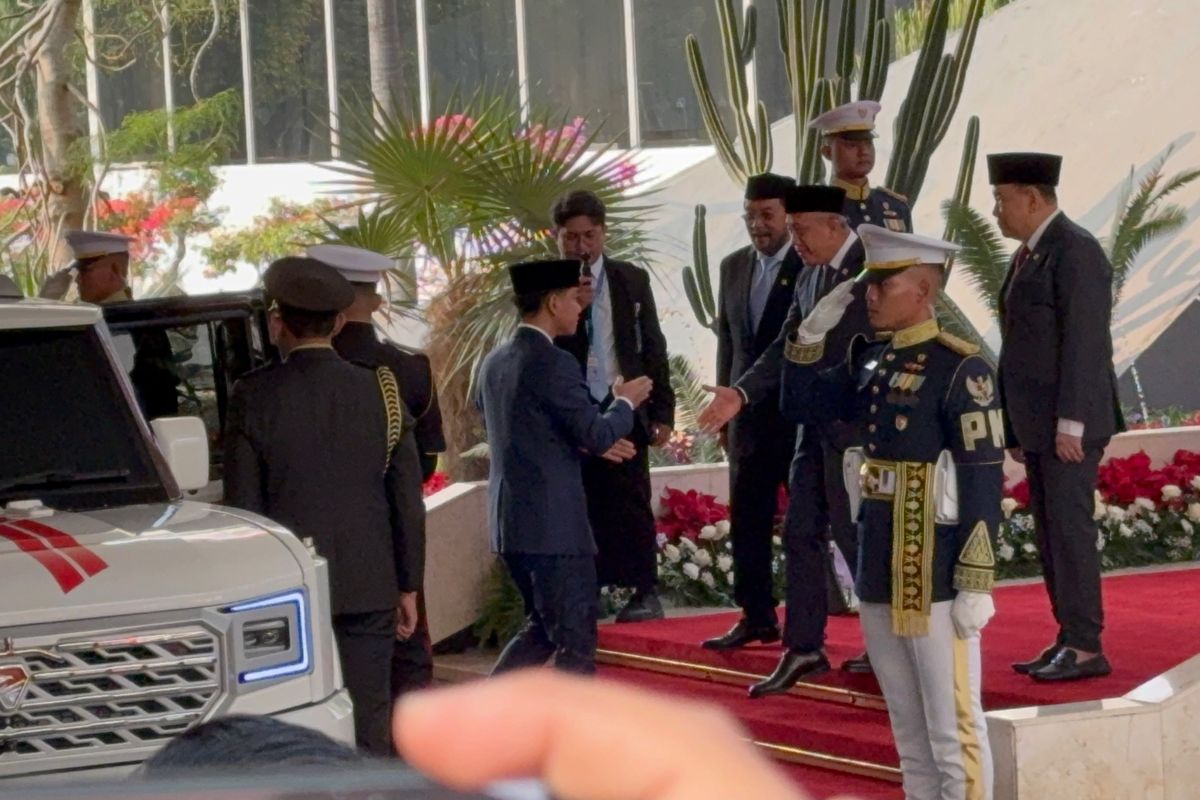 Wapres Gibran Tiba di Sidang Tahunan Naik Maung Putih