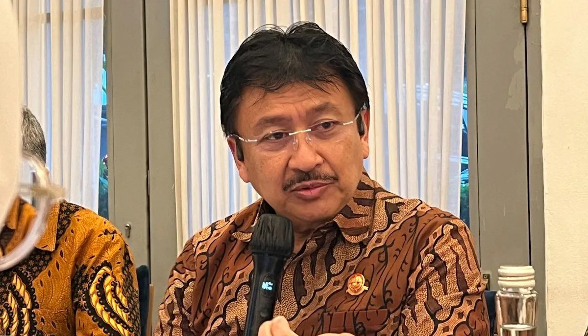 Kemenhub Pantau Dampak Asap Karhutla pada Penerbangan