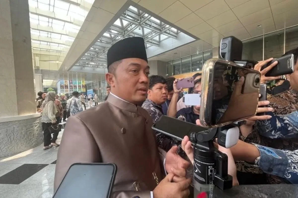 Istana Bantah Isu Prabowo Tunjuk Haji Isam Tangani Karhutla