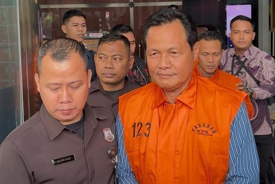 KPK Perpanjang Penahanan Bupati Muara Enim