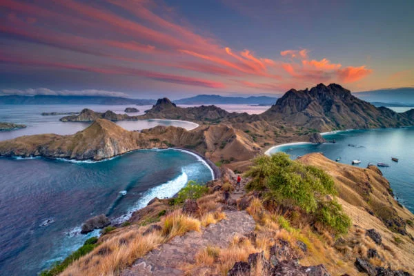 Menpar Pastikan Labuan Bajo Pulih Lebih Tangguh