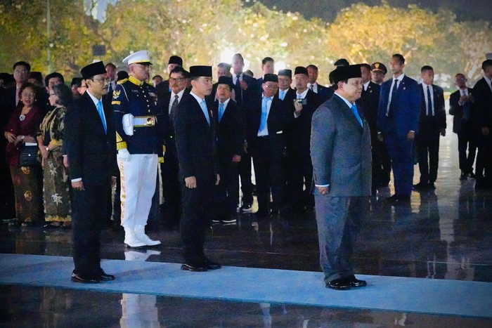 Prabowo Pimpin Ziarah Nasional di Kalibata