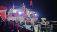 pdip-lepas-kapal-bawa-bantuan-untuk-korban-gempa-ntt-1787237592927_169 PDIP Kirim Kapal Laksamana Malahayati Bantu Korban Gempa NTT