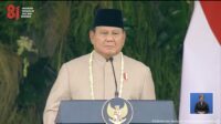 Prabowo Pimpin Penurunan Bendera di Istana