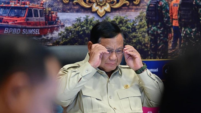 Prabowo Dorong Inovasi ‘Ubi Bombing’ untuk Karhutla