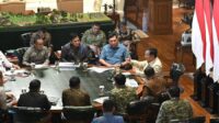 Prabowo Bahas Rekrutmen Dayak dan Bencana di Hambalang