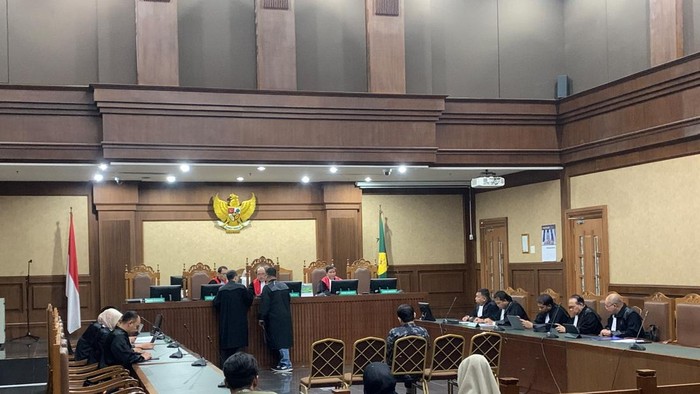 Pejabat Bea Cukai Minta Dakwaan Gratifikasi Rp 7,6 Miliar Digugurkan