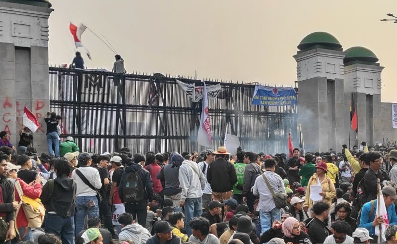 49 Tersangka Kerusuhan DPR Ditangani Polda Metro