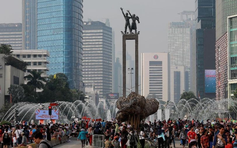 Rupiah Melemah, Harga Minyak Naik, APBN Hadapi Ujian Berat