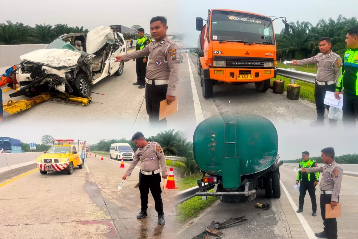 Truk Boks Tabrak Tronton di Tol Sergai, 3 Tewas