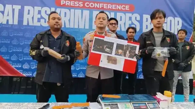 Polisi Tangkap Penambang Emas Ilegal di Bogor