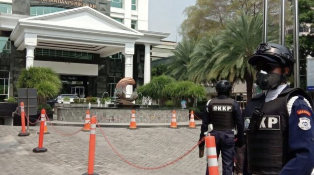 Dua Perusahaan Pertanyakan Dasar KKP Melakukan Penyegelan Usai Sita 1.048 Ton Udang Impor