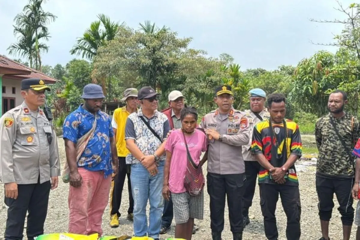 Korban Penculikan KKB Akhirnya Pulang, Harapan Tujuh Warga Lain Masih Dicari