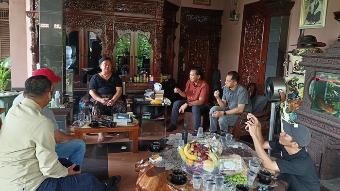Diduga Hina Nabi, Majelis Abah Setu Digeruduk Massa, Polisi Turun Tangan