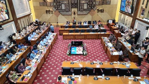 RDP Dengan DPR, Mendag Buka Peluang Ubah Aturan E-Commerce