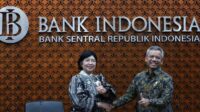 gubernur-bi-destry-damayanti-dan-menteri-keuangan-suahasil-nazara-dalam-konferensi-pers-sinergi-kebijakan-moneter-fiskal-di-ru-1790247373914_169 Menkeu dan BI Sepakat Perkuat Jurus Ekonomi