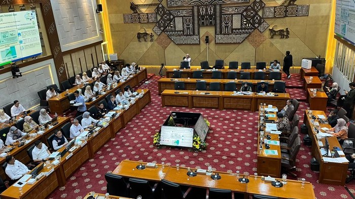 Komisi IX Pertanyakan Peran BPOM Tekan Keracunan MBG