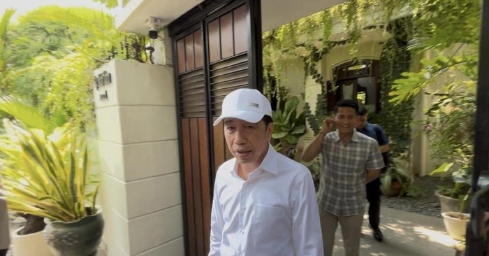 Jokowi Terdampak Delay Akibat Erupsi Anak Krakatau