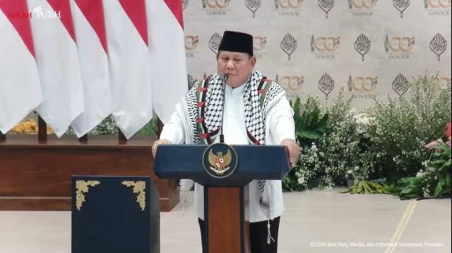 Seruan “Free Palestine” Menggema di Panggung Satu Abad Gontor