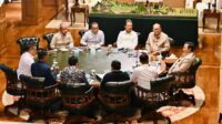 presiden-prabowo-subianto-bertemu-menteri-untuk-membahas-pembangunan-100-kampung-nelayan-dan-distribusi-bantuan-kapal-1788277157339_169 Prabowo Terima Laporan 100 Kampung Nelayan