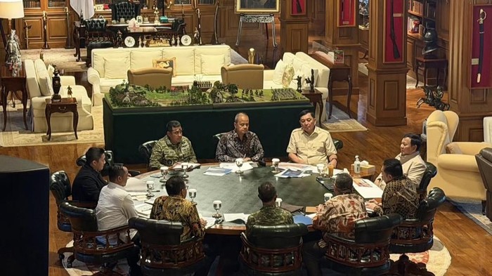 Prabowo Terima Laporan Satgas PKH, Denda Segera Diumumkan