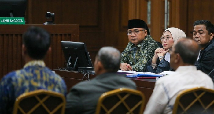 Eks Pejabat Kemenag Kembalikan USD 5.000 ke KPK