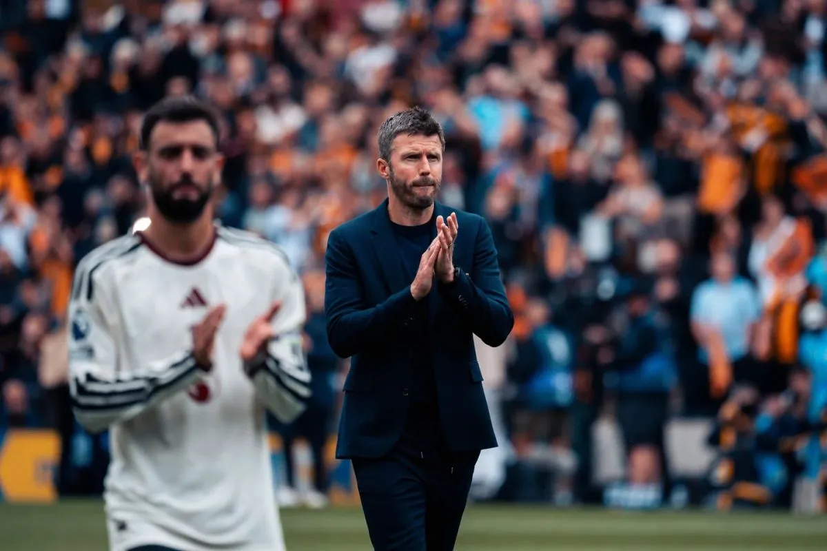 Michael Carrick Tegaskan Bruno Fernandes Tetap Kapten Manchester United
