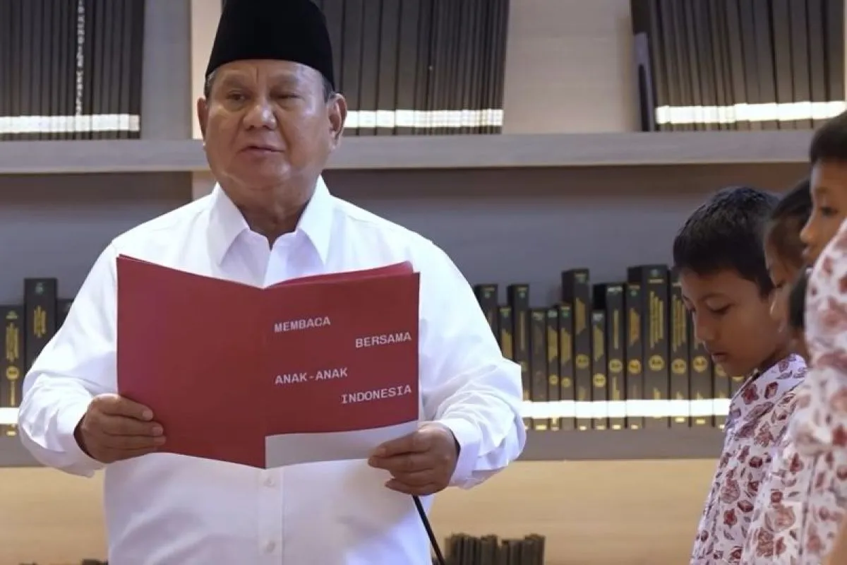 Prabowo Pimpin Anak SD Bacakan Sumpah Pemuda, Titiek Turut Hadir