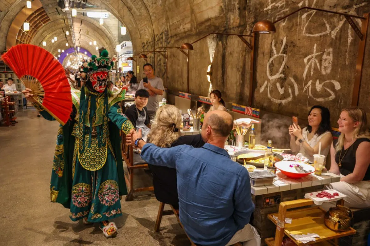 China Dominasi Destinasi Favorit Wisatawan Indonesia