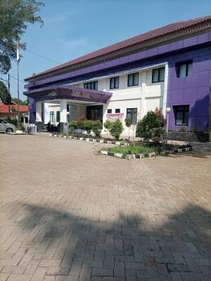 Gedung Puskeswan Ragunan di Jakarta.