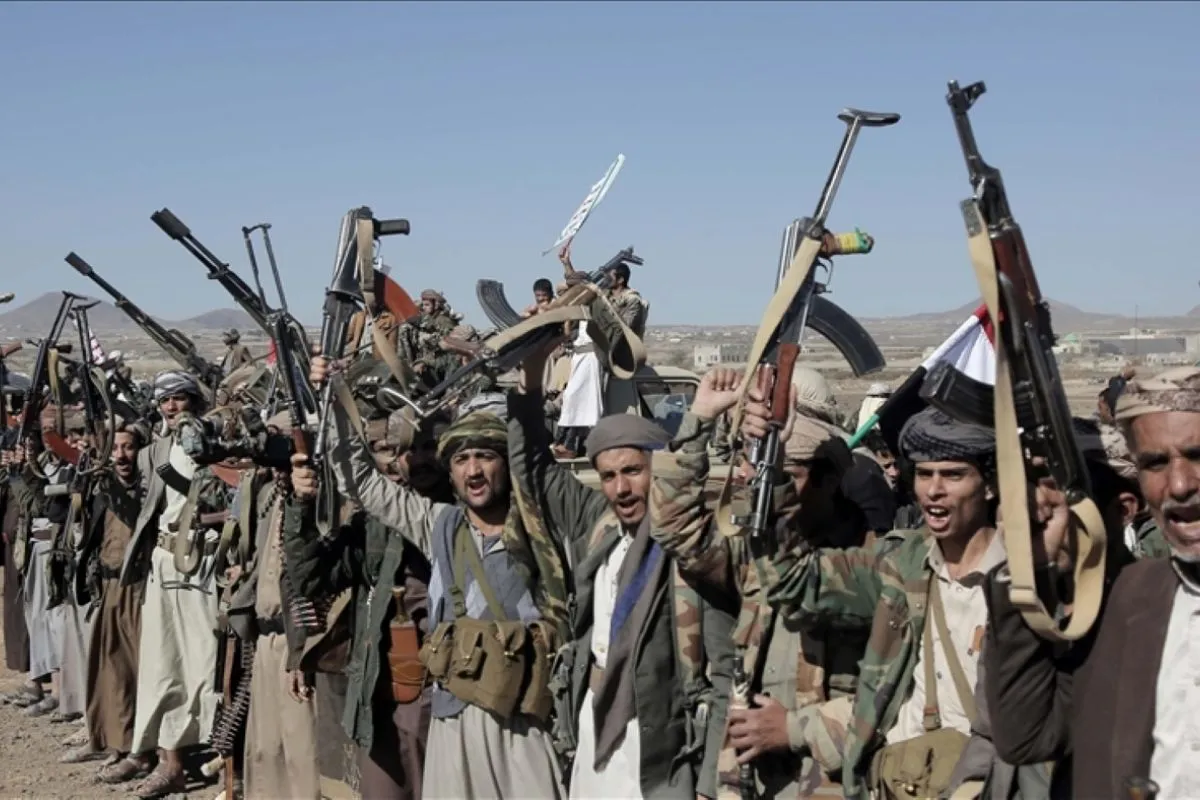 Pasukan Yaman Gempur Houthi, Dua Bukit Direbut Kembali
