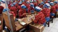 Industri Rokok Kretek Tertekan, RUU Ketenagakerjaan Disorot