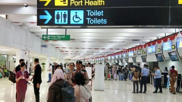 Karhutla Ganggu 3.030 Penerbangan, Kemenhub Pastikan Bandara Tetap Buka